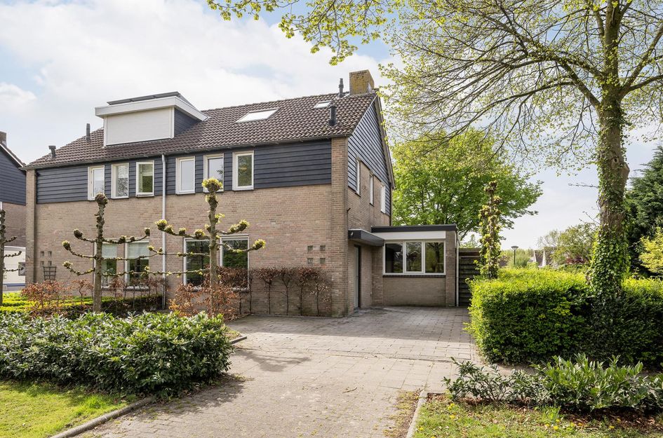Jonkheer van Vredenburchlaan 57
