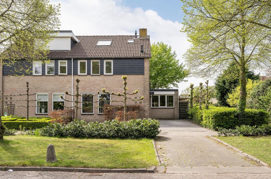 Jonkheer van Vredenburchlaan 57