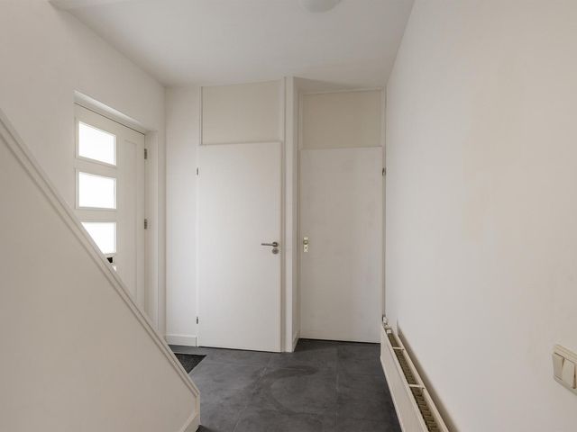 Jonkheer van Vredenburchlaan 57, Tholen