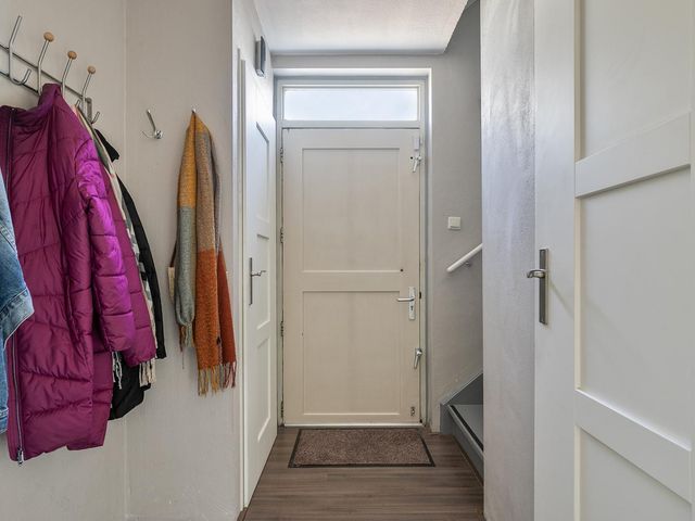 Mgr Bekkersstraat 11, Ledeacker