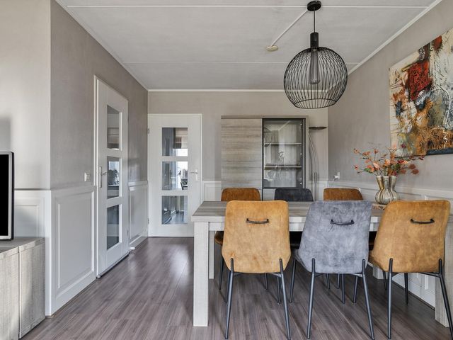 Mgr Bekkersstraat 11, Ledeacker