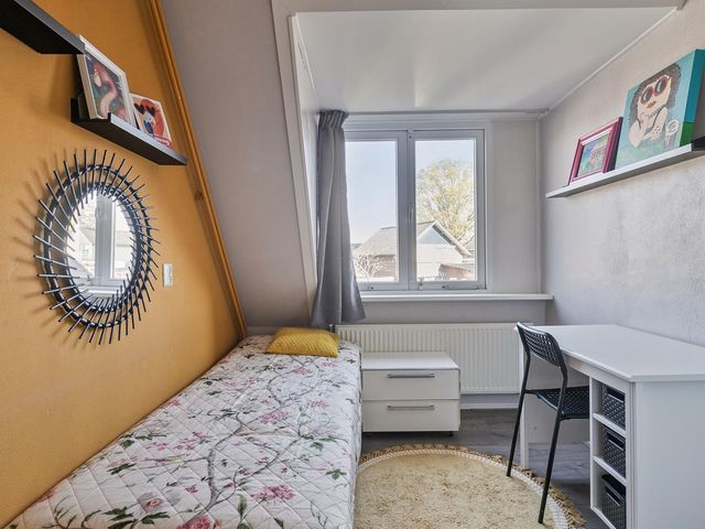Mgr Bekkersstraat 11, Ledeacker
