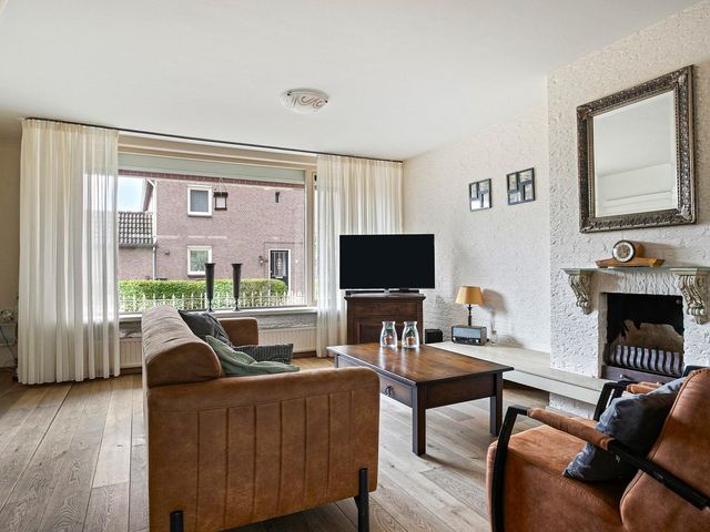 Patrijsstraat 31, Bergen L