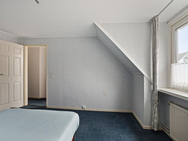 Patrijsstraat 31, Bergen L
