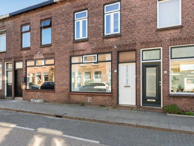 van Middelantstraat 8, Gouda