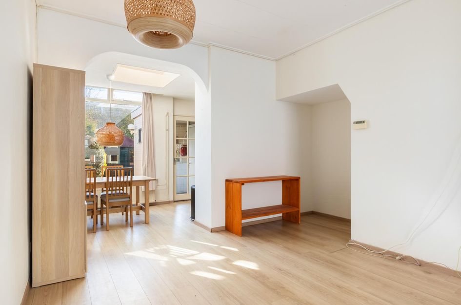 van Middelantstraat 8