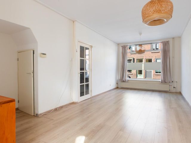 van Middelantstraat 8, Gouda