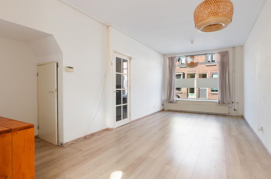 van Middelantstraat 8