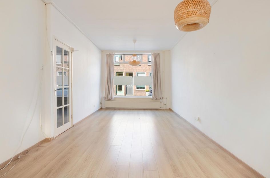van Middelantstraat 8