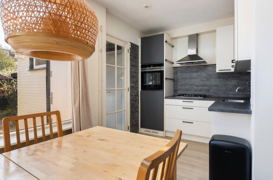 van Middelantstraat 8