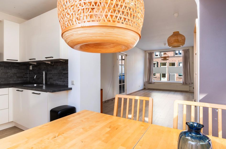 van Middelantstraat 8