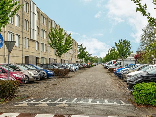 G.A. Overdijkinkstraat 122, Almere