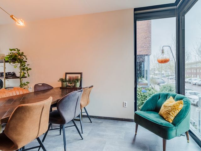 Los Angelesstraat 42, Den Haag