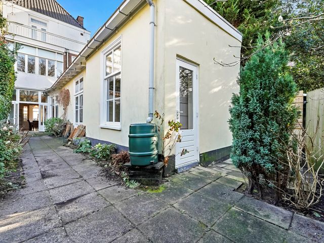 Surinamestraat 48, Den Haag