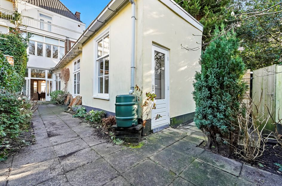Surinamestraat 48