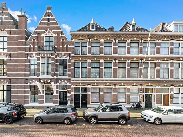 Surinamestraat 48, Den Haag