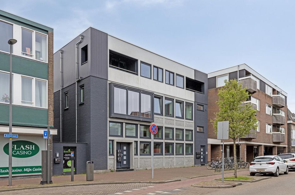 Zeestraat 30A