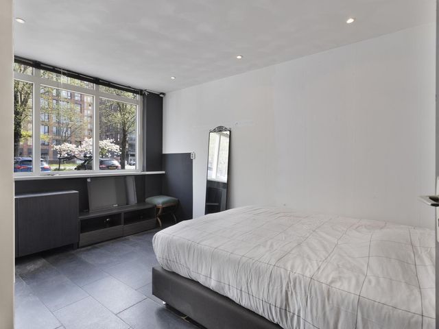 Opera 85, Zaandam