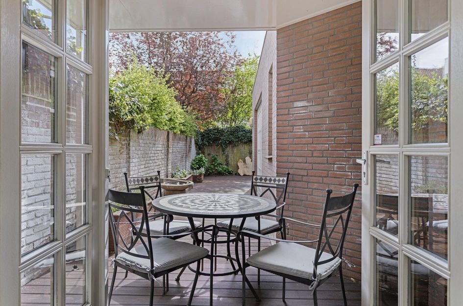 Burgemeester Suijsstraat 8