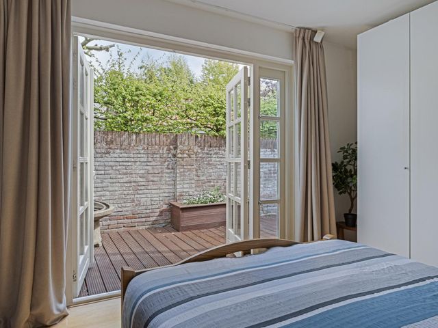 Burgemeester Suijsstraat 8, Tilburg