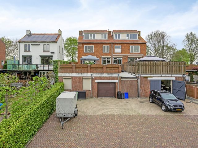 Steenweg 101, Moerdijk