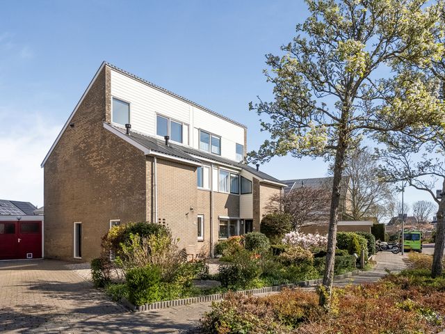 Mauritsstraat 4, 't Zand