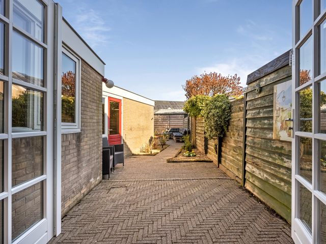 Mauritsstraat 4, 't Zand