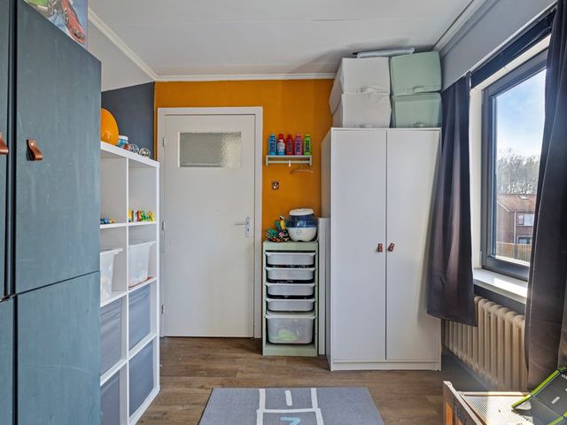 Julianastraat 8, Vogelwaarde
