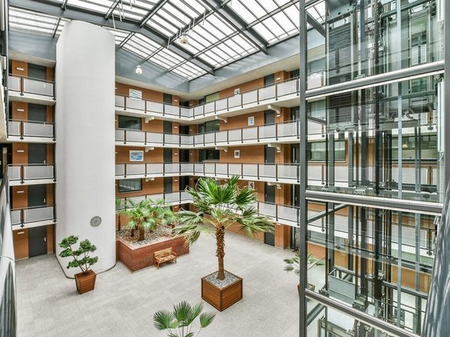 Johannes Calvijnlaan 77, Amstelveen