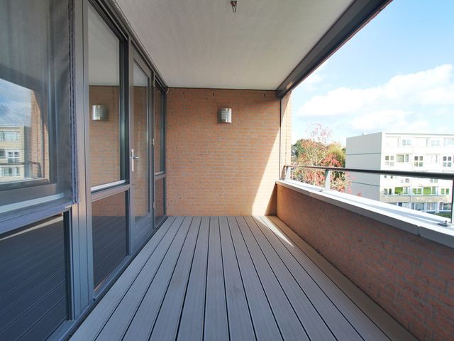 Johannes Calvijnlaan 77, Amstelveen