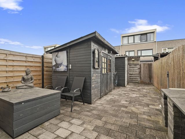 Charlotte Kohlertuin 7, Heerhugowaard