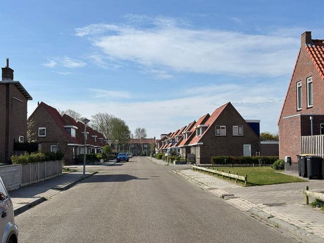 Narcissenstraat 32, Breezand