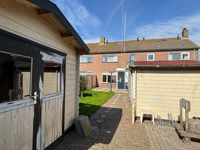 Narcissenstraat 32, Breezand