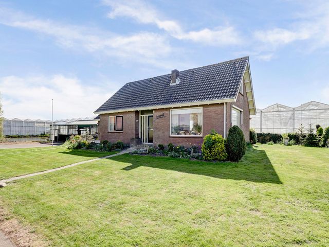 Schefferweg 8, De Lier