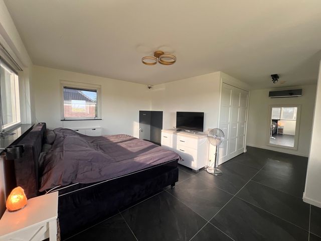 Slotbos 11, Almere