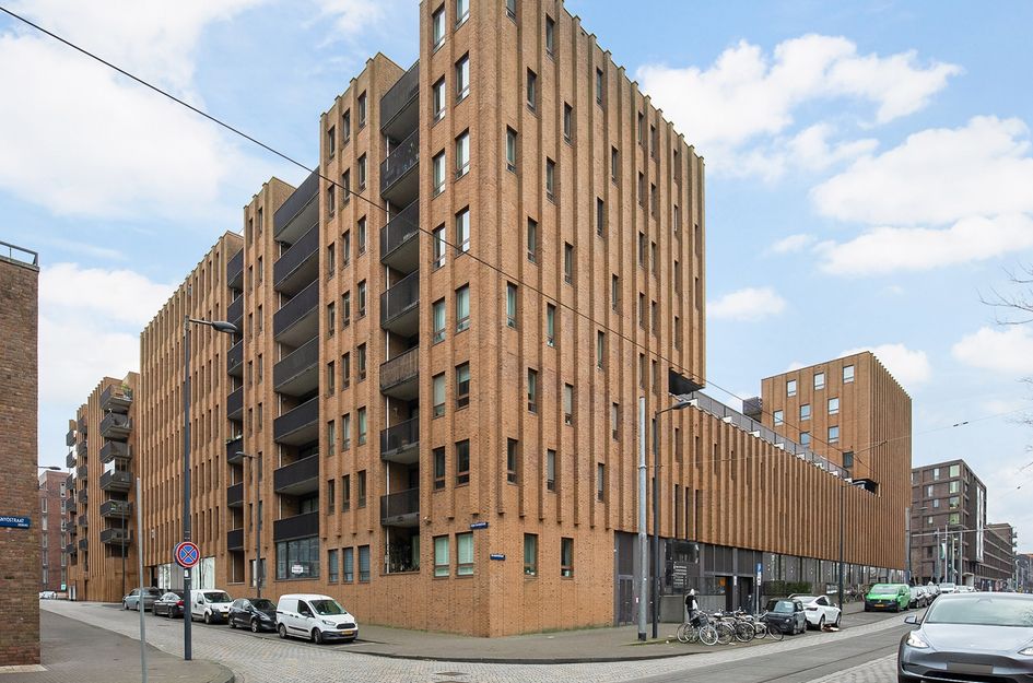 Eva Besnyöstraat 71