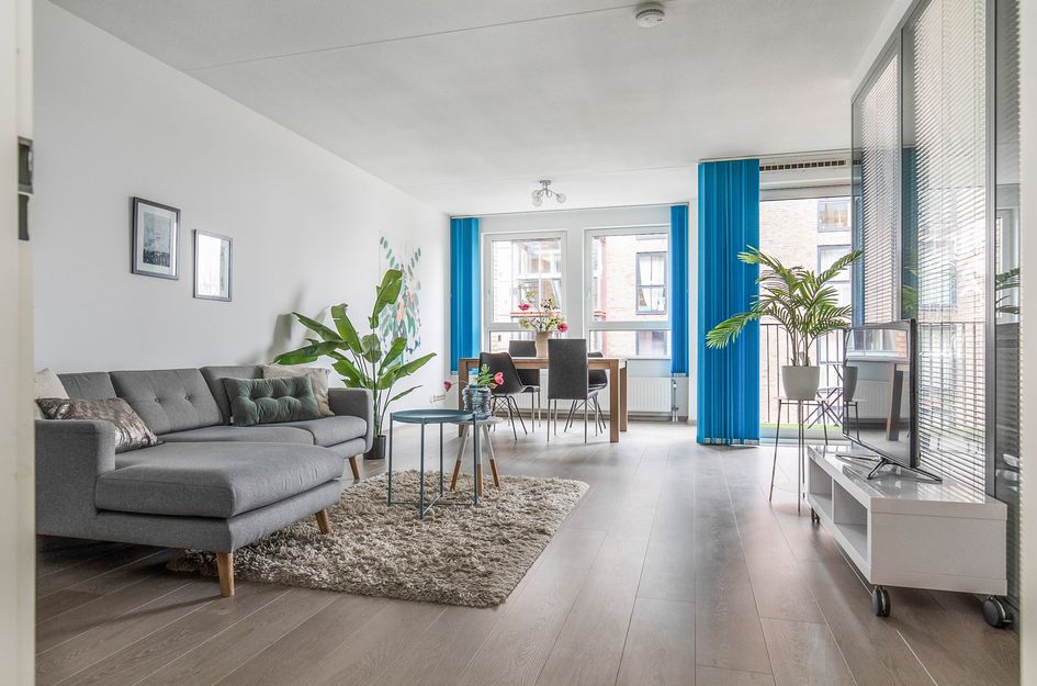 Eva Besnyöstraat 71