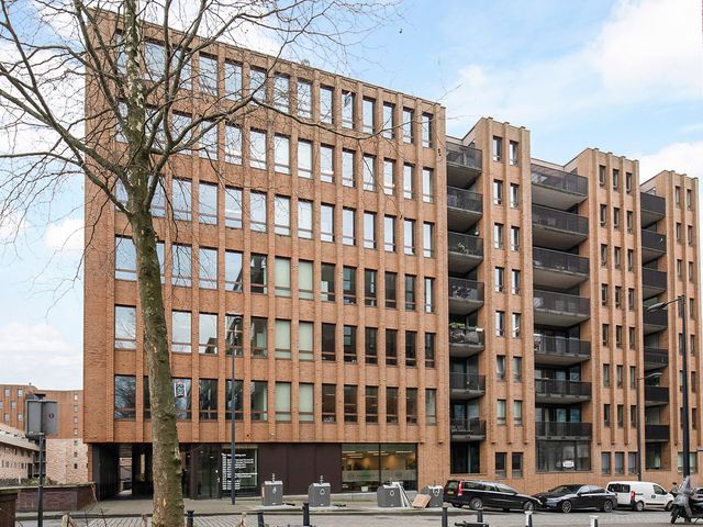 Eva Besnyöstraat 71, Amsterdam