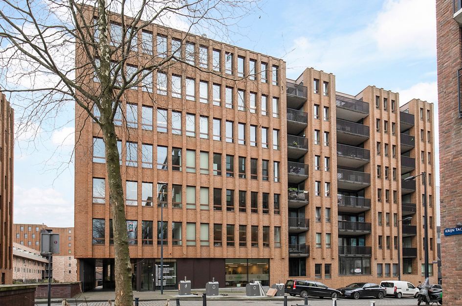 Eva Besnyöstraat 71