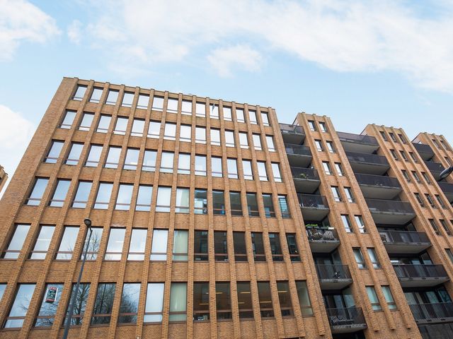 Eva Besnyöstraat 71, Amsterdam
