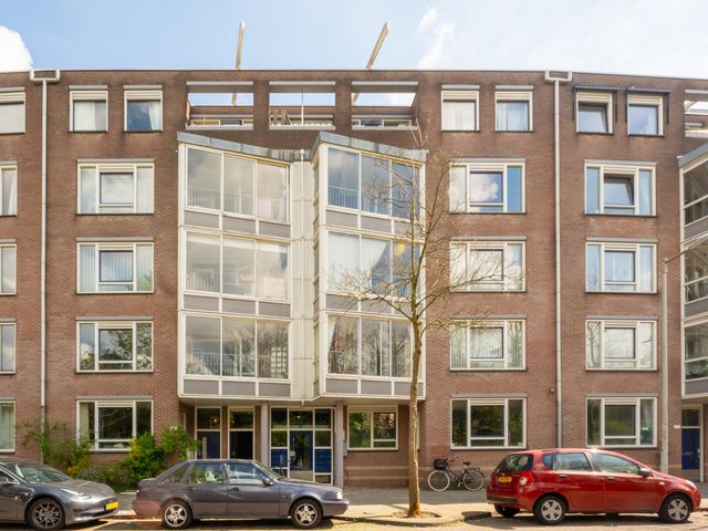 Tugelaweg 131A, Amsterdam