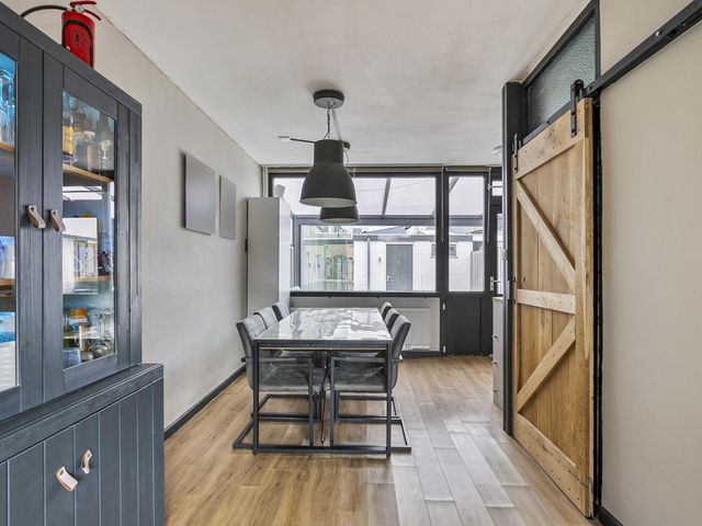 Plataanstraat 57, Puttershoek