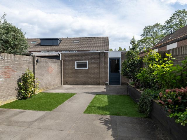 Den Elst 15, Prinsenbeek