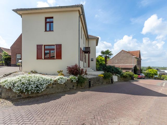 Bergstraat 51, Sweikhuizen