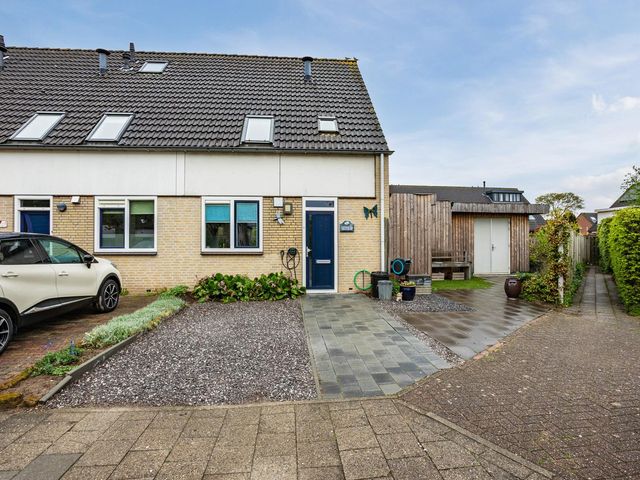 Van der Grondenmarke 28, Zwolle