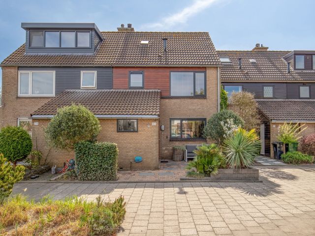 Zeeanemoon 33, Hoek van Holland