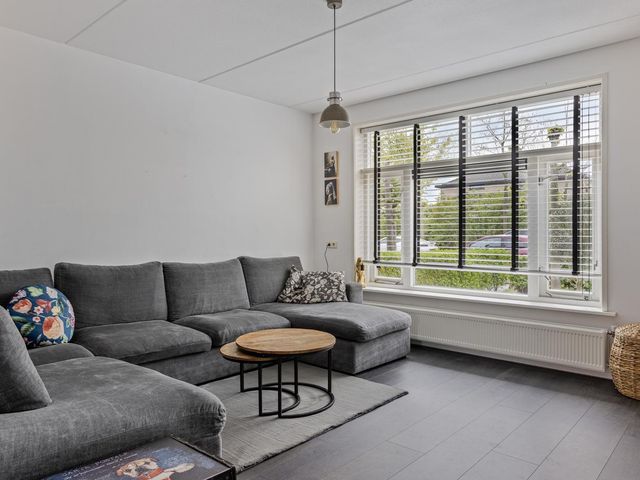 Vogellaan 64, Terneuzen