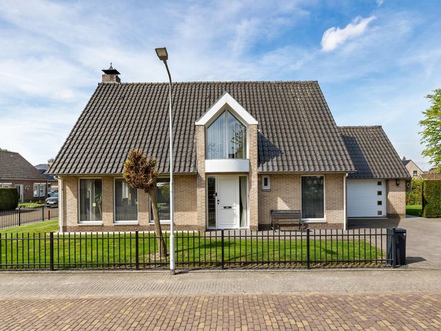 Aelbert Cuypstraat 1, Clinge