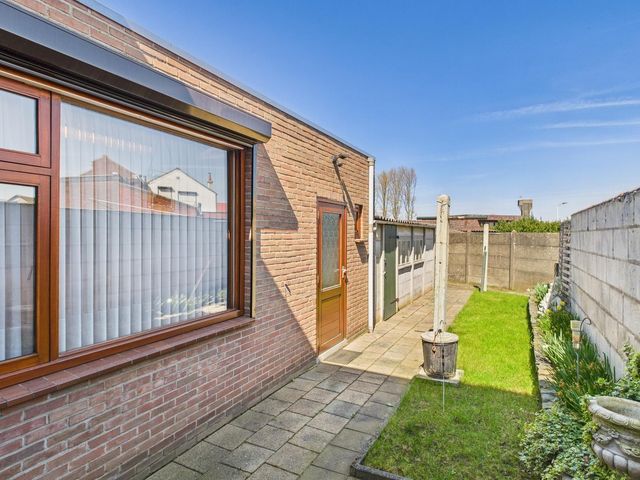 Hulsterloostraat 15, Nieuw Namen
