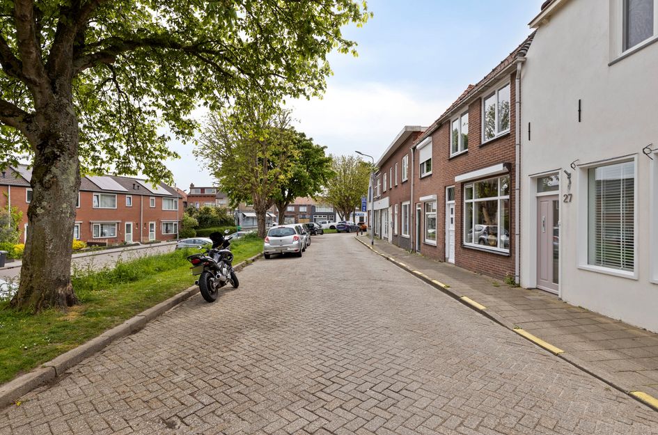 Westdijkstraat 25